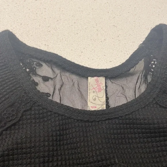 Free People knit sweater womens size S. - Picture 2 of 3